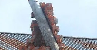 Демонтаж дымохода в частном доме по выгодной цене от 576 рублей | Сварной-Дмд