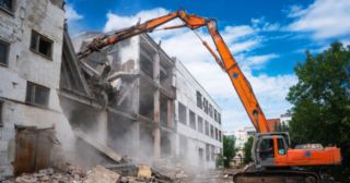 Промышленный демонтаж зданий Домодедово, цена от 2984 руб.